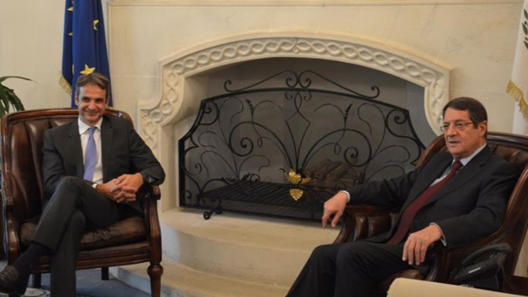 Το Κυπριακό επί τάπητος στη συνάντηση Αναστασιάδη-Μητσοτάκη
