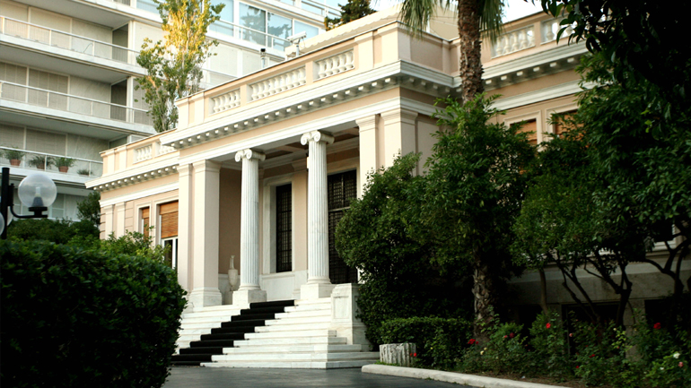 Σε εξέλιξη η συνάντηση Τσίπρα με εκπροσώπους των επιστημονικών φορέων