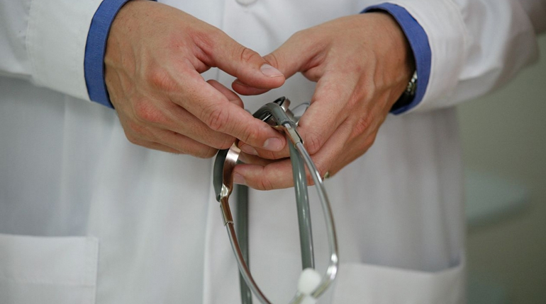 Ο Ιατρικός Σύλλογος Πειραιά απορρίπτει το Ασφαλιστικό