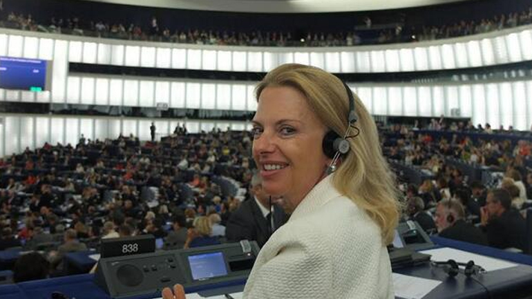 Ερώτηση Βόζεμπεργκ στην Κομισιόν για την απειλή εγκλωβισμού προσφύγων στην Ελλάδα