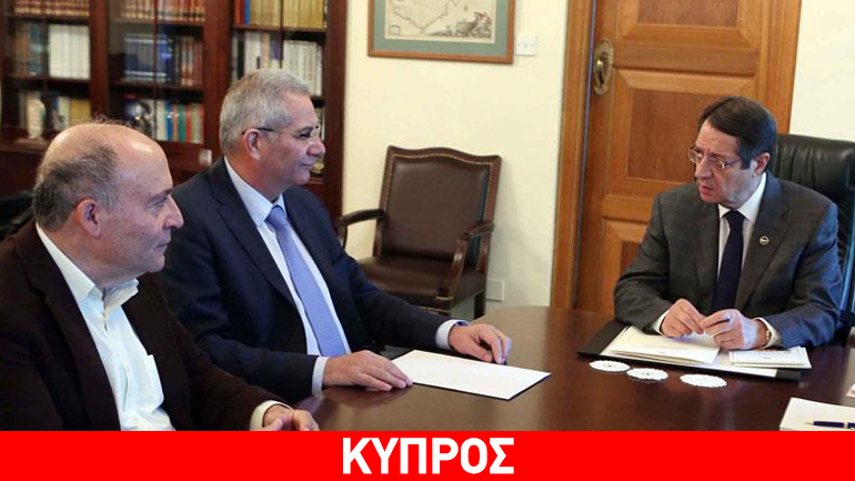 Κύπρος: Για το ταξίδι του στην Τουρκία ενημέρωσε τον Αναστασιάδη ο Κυπριανού