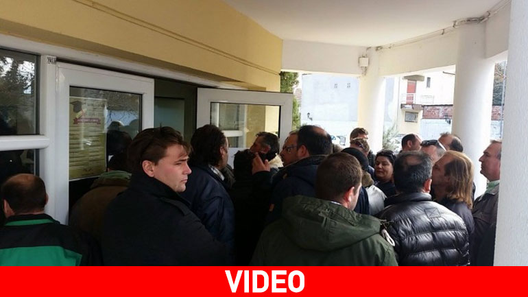 Νεύρα και εντάσεις πριν τη σύσκεψη των αγροτών στη Σίνδο