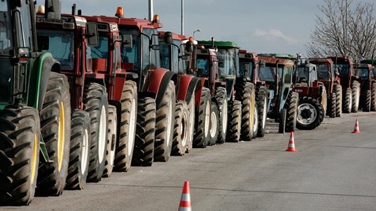 Πεντάωρος αποκλεισμός των Τεμπών την Πέμπτη