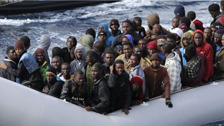 Ιταλία: Σχεδόν 1.271 πρόσφυγες διασώθηκαν σε εννέα επιχειρήσεις ανοικτά της Λιβύης