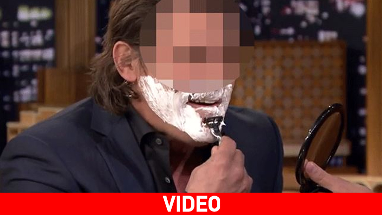 Διάσημος ηθοποιός ξύρισε το μουστάκι του on air!