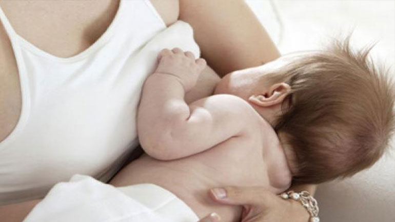 Ο θηλασμός μπορεί να σώσει 800.000 ζωές παιδιών ετησίως στον κόσμο