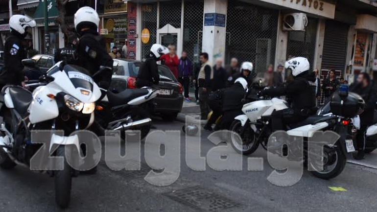 Σύλληψη on camera στην Πλατεία Βικτωρίας