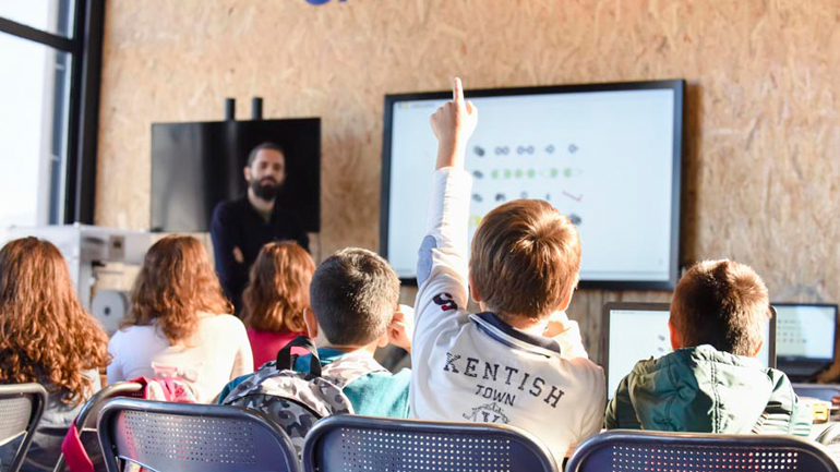 Εργαστήρια Μικροεπιστήμης Microscience στο Βιομηχανικό Μουσείο Φωταερίου