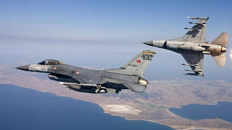 Εικονική αερομαχία μετά από τέσσερις τουρκικές παραβιάσεις στο Αιγαίο