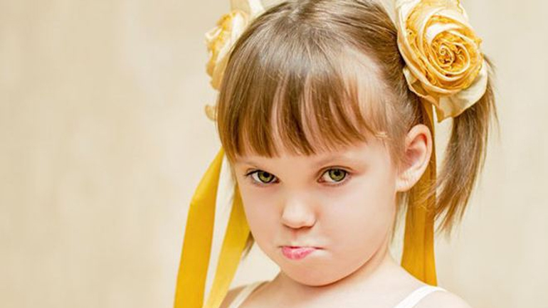 Οι συμπεριφορές του παιδιού που σας αφήνουν έκπληκτη