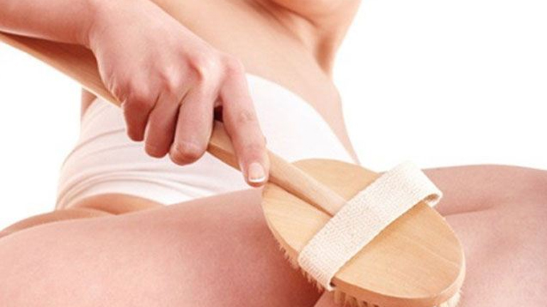 Μειώστε την κυτταρίτιδα με ένα βούρτσισμα!