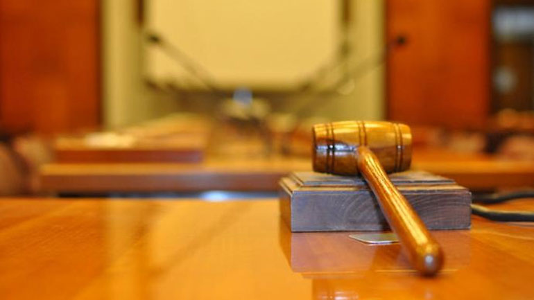 Δικαστικές ενώσεις: Δεν νοείται ασφαλισμένοι και συνταξιούχοι να καλύψουν ξανά τα κενά