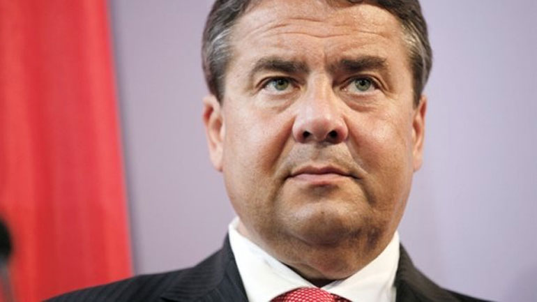 Μείωση των μεταναστών που εισέρχονται στη Γερμανία ζητεί ο Γκάμπριελ