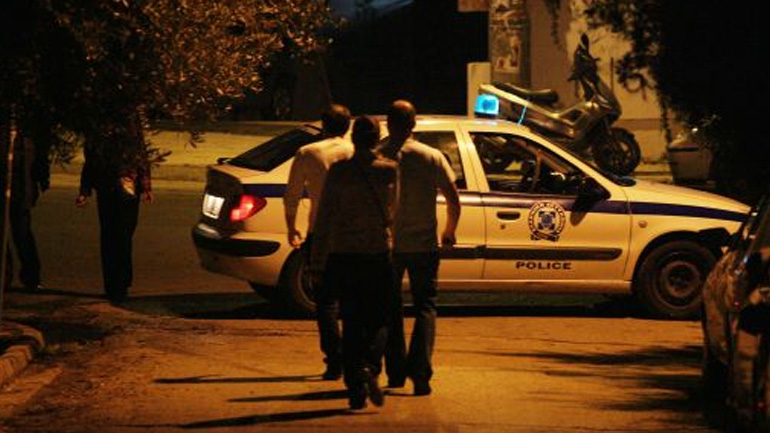 Πυροβολισμοί στους Αγίους Αναργύρους Πυροβολισμοί στους Αγίους Αναργύρους