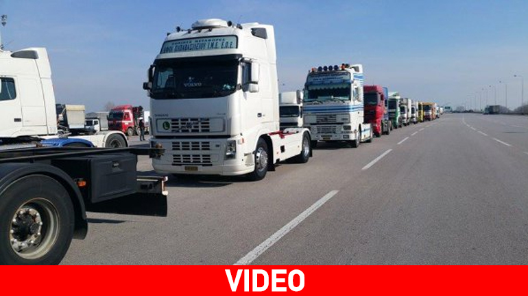 Έβρος: Ουρές χιλιομέτρων στα ελληνοτουρκικά σύνορα