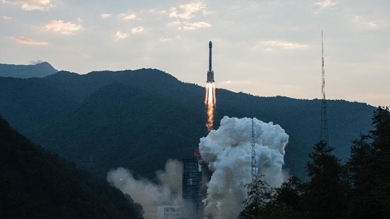 Κίνα: Σχεδιάζει την εκτόξευση 40 νέων δορυφόρων Beidou