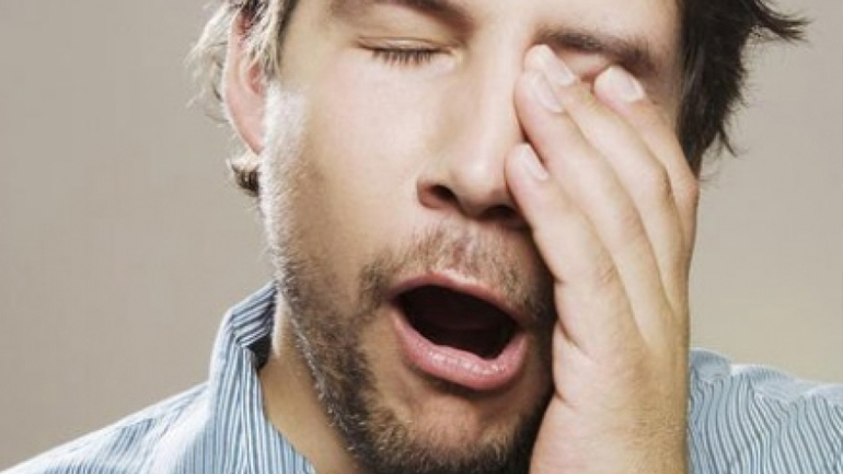 Το χασμουρητό είναι πιο κολλητικό στις γυναίκες παρά στους άνδρες