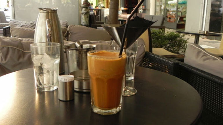 Απεργούν και οι καφετέριες στη Λάρισα