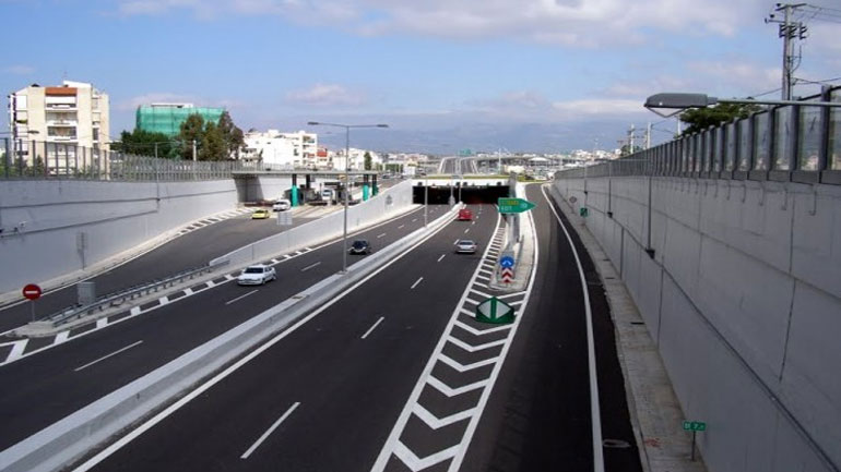 Αττική Οδός: Κλείνει τη νύχτα για έξι ώρες η έξοδος 8 προς Πειραιά Αττική Οδός: Κλείνει τη νύχτα για έξι ώρες η έξοδος 8 προς Πειραιά