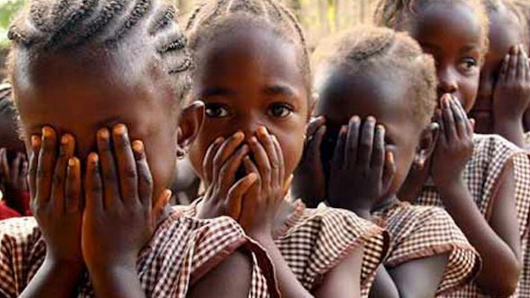 UNICEF: 200 εκατ. κορίτσια και γυναίκες στον κόσμο υπέστησαν κλειτοριδεκτομή το 2015