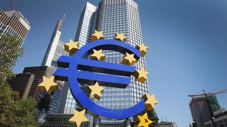 ΕΚΤ: Η αύξηση της φορολογίας δεν θα μειώσει το χρέος