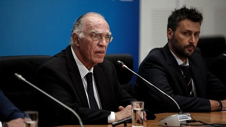 Οικουμενική κυβέρνηση με τεχνοκράτες προτείνει η Ένωση Κεντρώων