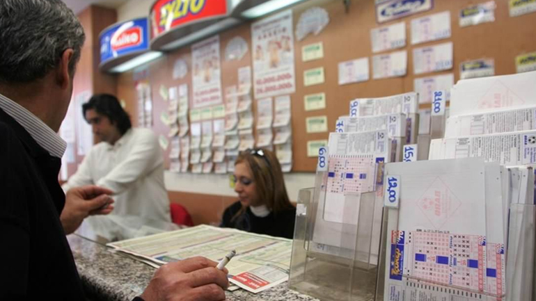 Ένας υπερτυχερός του Τζόκερ κέρδισε 1,2 εκατ. παίζοντας 2,5 ευρώ!