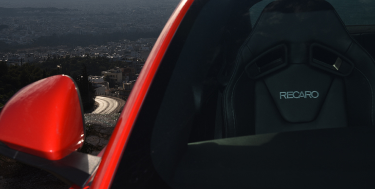 Το πιάσατε το... υπονοούμενο!