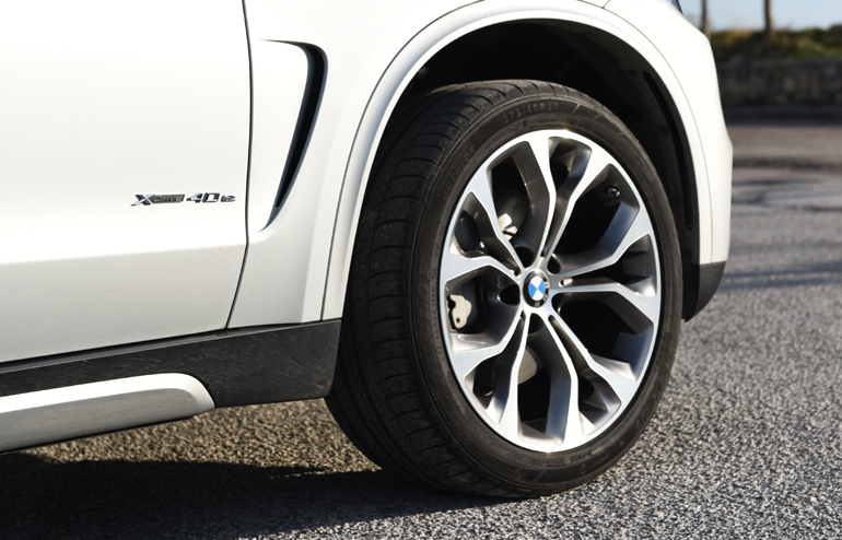 Διαστάσεις ελαστικών 275/40-20...