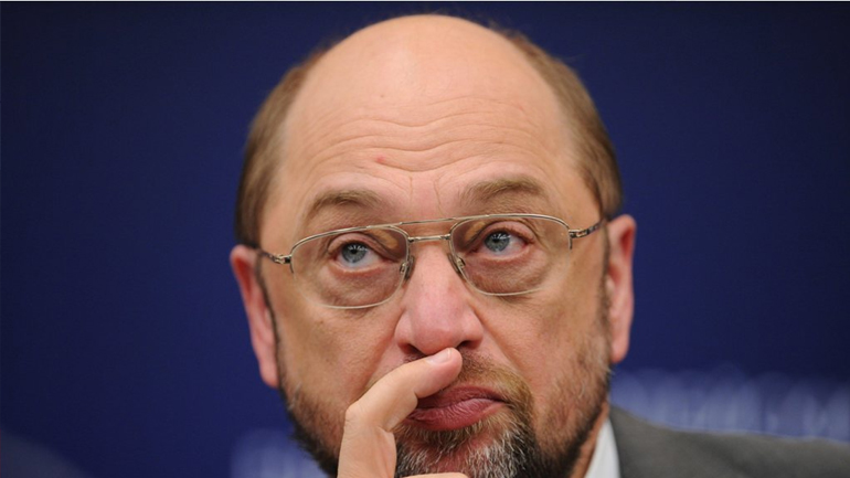 Σε ρόλο προστάτη για τη διαγραφή κομματικών δανείων ο Σουλτς;