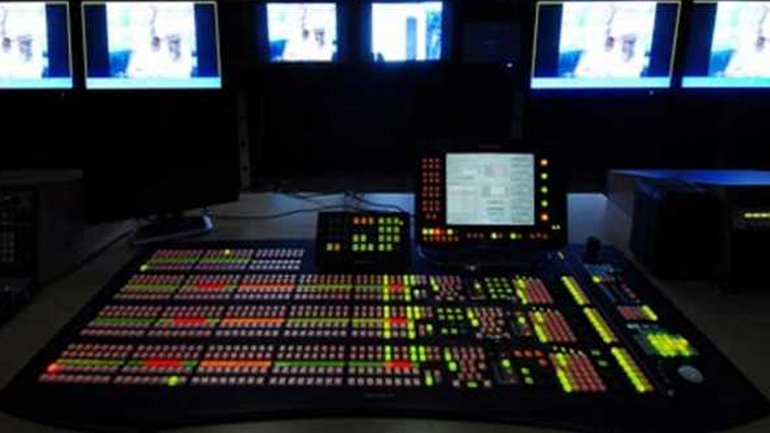 Τρίτη και φαρμακερή για τις τηλεοπτικές άδειες Τρίτη και φαρμακερή για τις τηλεοπτικές άδειες