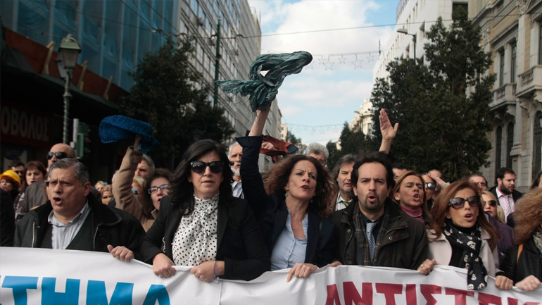 Οι δικηγόροι λένε «όχι» στο ασφαλιστικό με… μουσική διαμαρτυρία