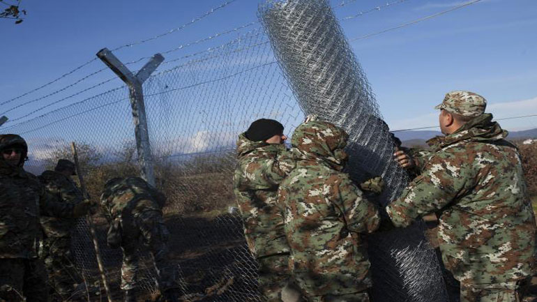 Πρόεδρος της ΠΓΔΜ: Με το νέο φράχτη θα αποτραπούν οι παράνομες διελεύσεις από την Ελλάδα