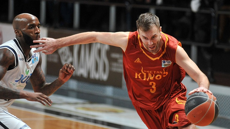 «Με ενδιαφέρει να κερδίζει η ομάδα»