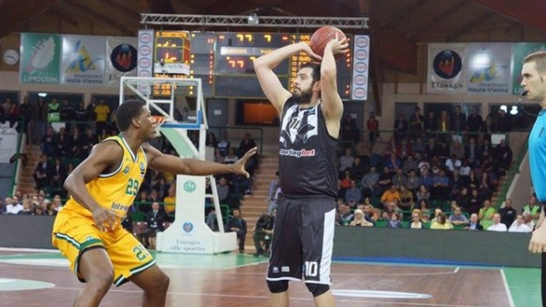 Ήττα για τον ΠΑΟΚ στη Γαλλία