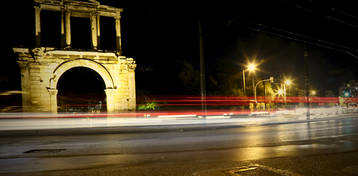 Ένα βράδυ στην Πύλη του Αδριανού