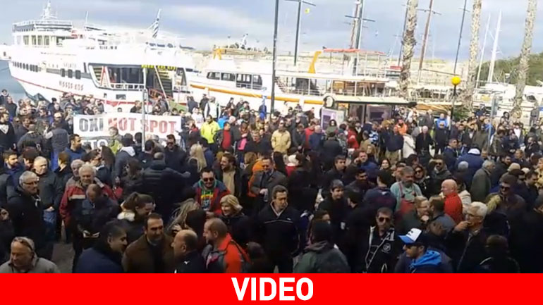 Κως: Μεγάλη κινητοποίηση κατοίκων που εναντιώνονται στα hot spots