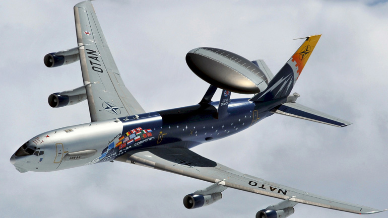 NATO: Εγκρίθηκε η ανάπτυξη Awacs για την εκστρατεία κατά του Χαλιφάτου