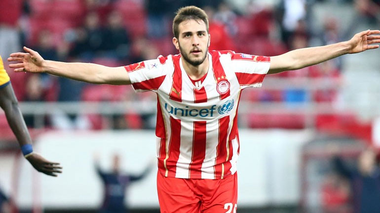 «Νέο συμβόλαιο με τον Ολυμπιακό θέλει ο Φορτούνης»