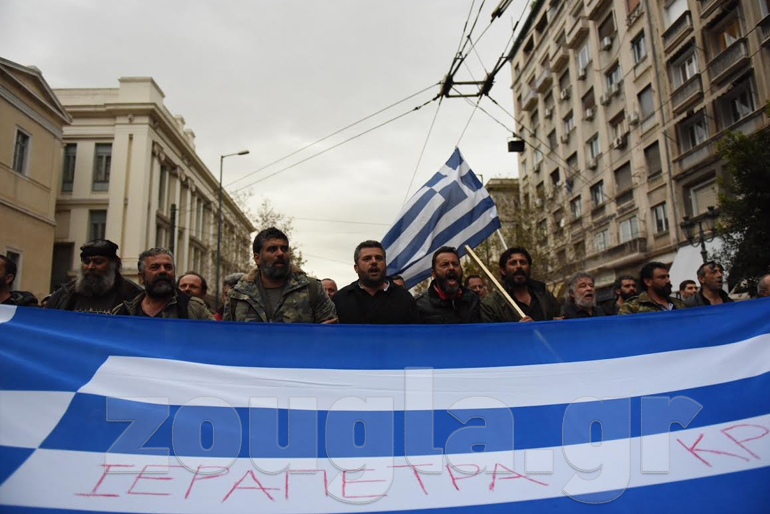 Οι κρητικοί αγρότες προς το Σύνταγμα