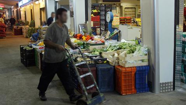 Δεσμεύτηκαν πέντε τόνοι αχλάδια χωρίς σήμανση