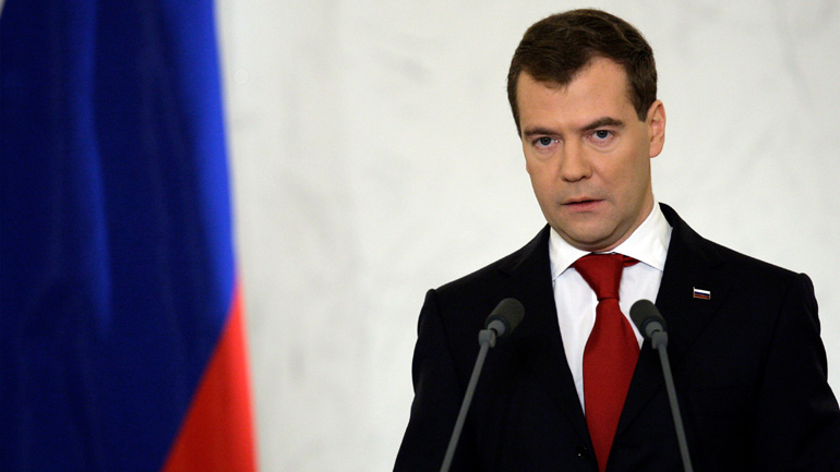 Ζήτησε διαπραγματεύσεις αντί για πόλεμο ο Μεντβέντεφ