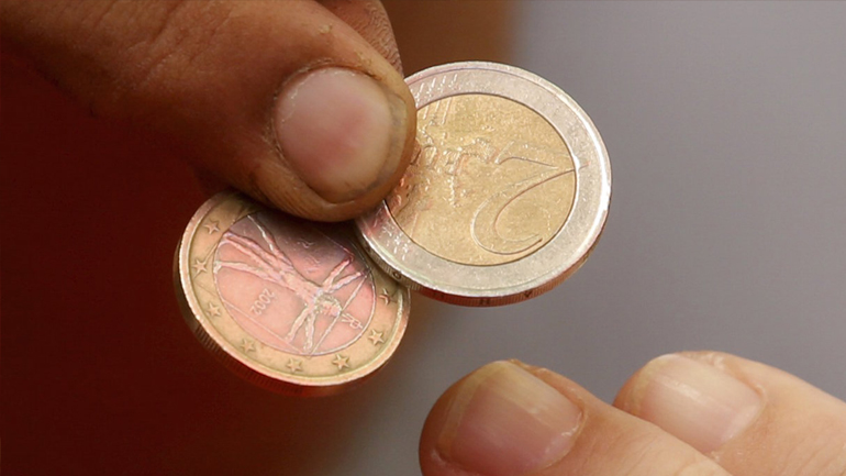 Handelsblatt: Οι συντάξεις ευθύνονται για την κρίση χρέους