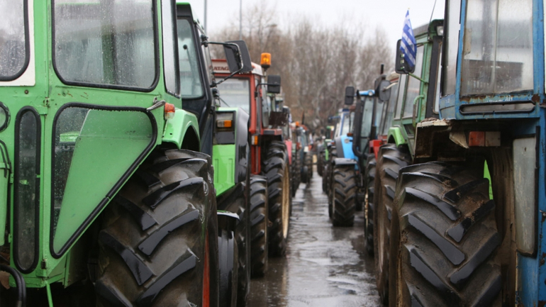 Συνεχίζεται το κλείσιμο των εθνικών οδών στην Πελοπόννησο