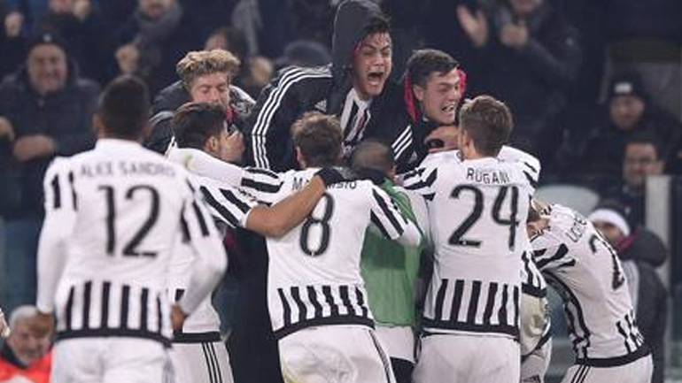 Στην κορυφή η Γιουβέντους, 1-0 τη Νάπολι