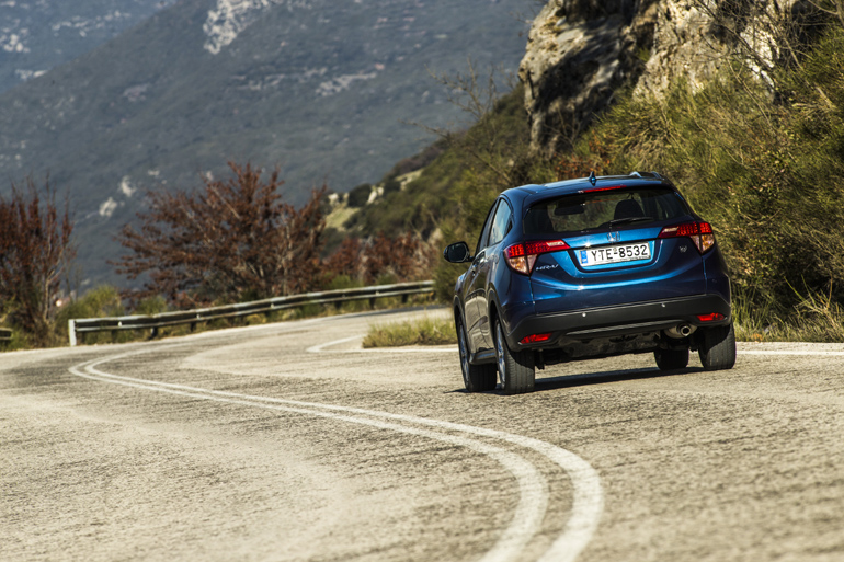 Το ιαπωνικό μοντέλο από πίσω...