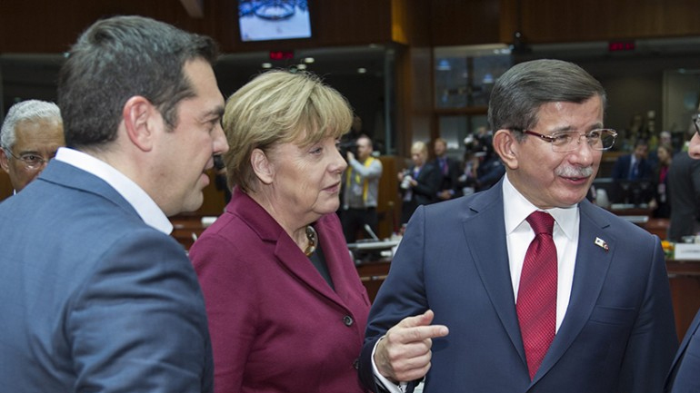 Τριμερής για την προσφυγική κρίση Τριμερής για την προσφυγική κρίση