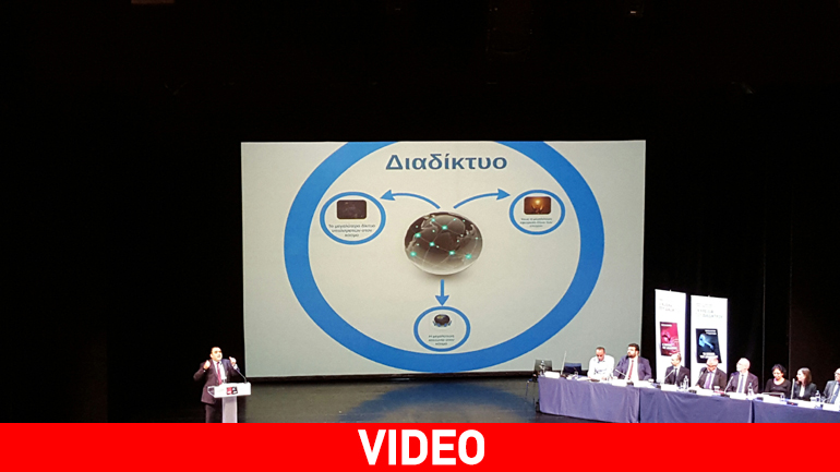 O κώδικας και τα κλειδιά του Διαδικτύου από τον Μανώλη Σφακιανάκη