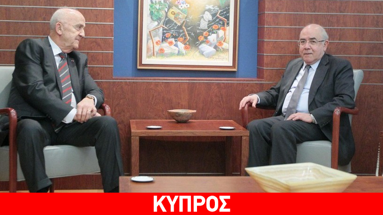 Κυπριακό και προσφυγικό στη συνάντηση Ομήρου-Μοκμπέλ