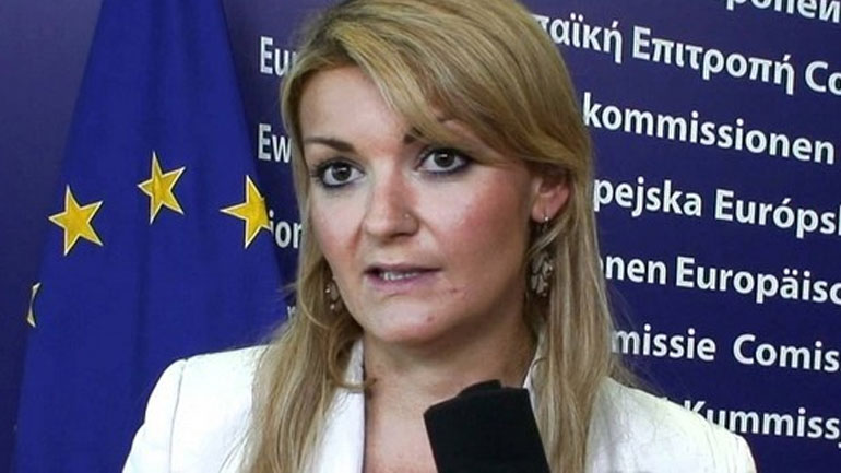 Ικανοποίηση Κομισιόν για τις εργασίες στα hotspots